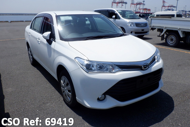 Toyota / Corolla Axio 2017